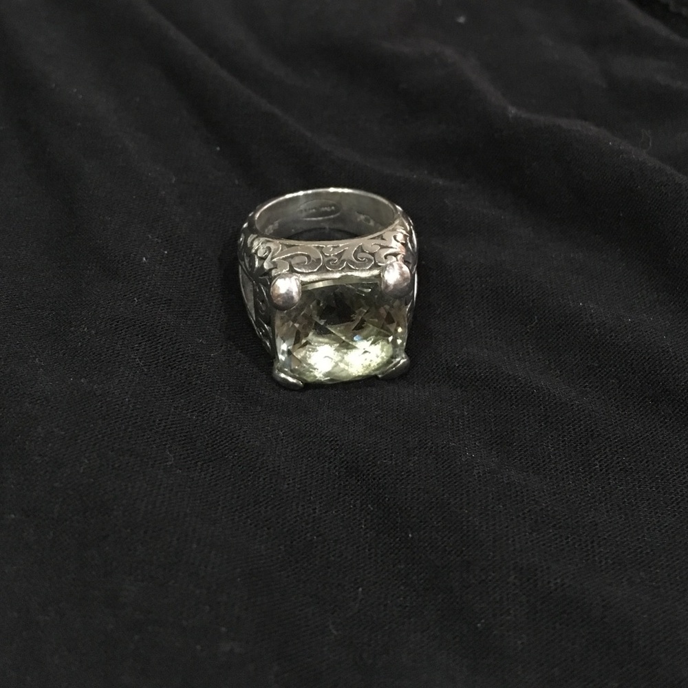 Lois hill ring